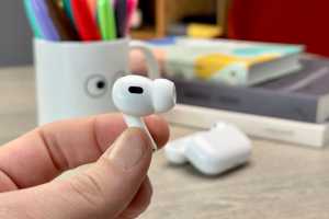 Apple's next big thing? AirPods with frickin cameras 