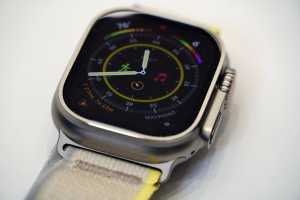 Apple Watch Ultra first look