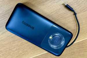 Baseus 65W Free2Pull Power Bank review: 20K laptop battery pack with retractable USB-C