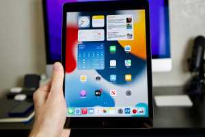 10th-gen iPad redesign may keep the home button, lose the headphone jack