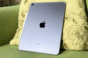 We promise this 2022 iPad Air deal is better than the 2024 model