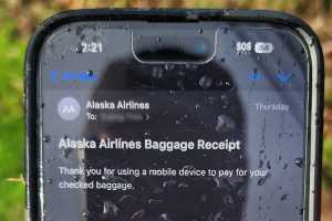 iPhone survives the ultimate drop test–from a plane at 16,000 feet